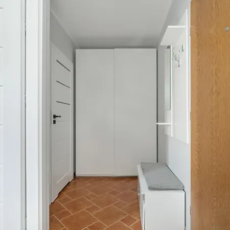Spacious Ideal For Families By Renters Poznań