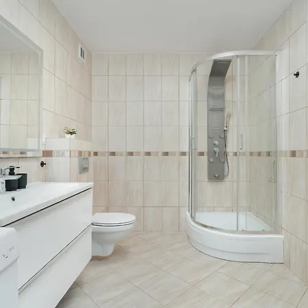 Apartment Spacious Ideal For Families By Renters