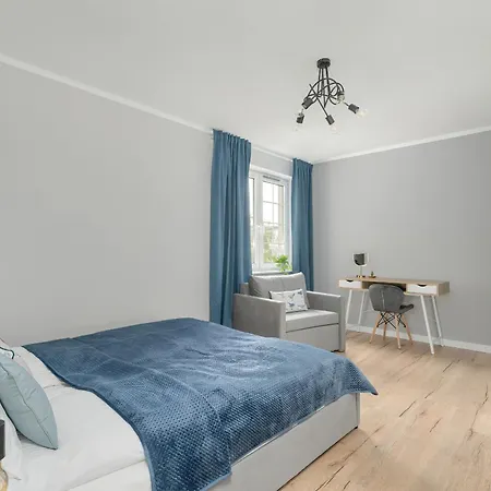 Spacious Ideal For Families By Renters