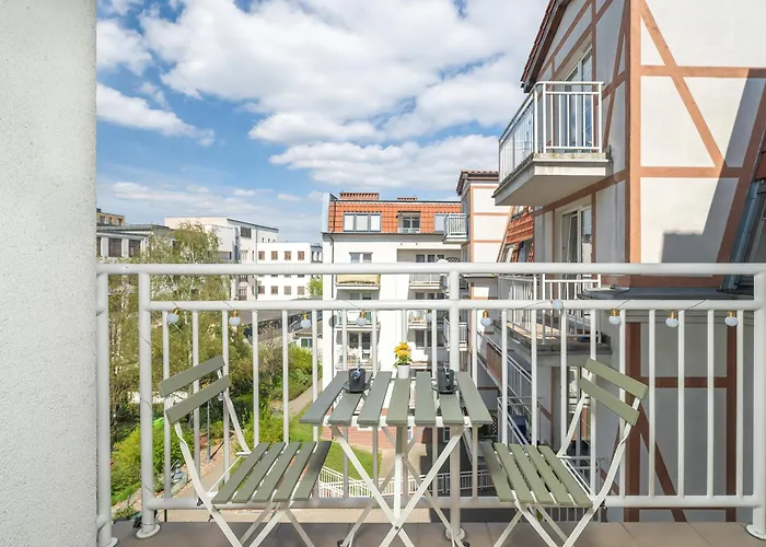 Spacious Ideal For Families By Renters