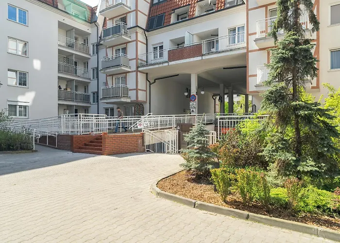 Spacious Ideal For Families By Renters Poznan